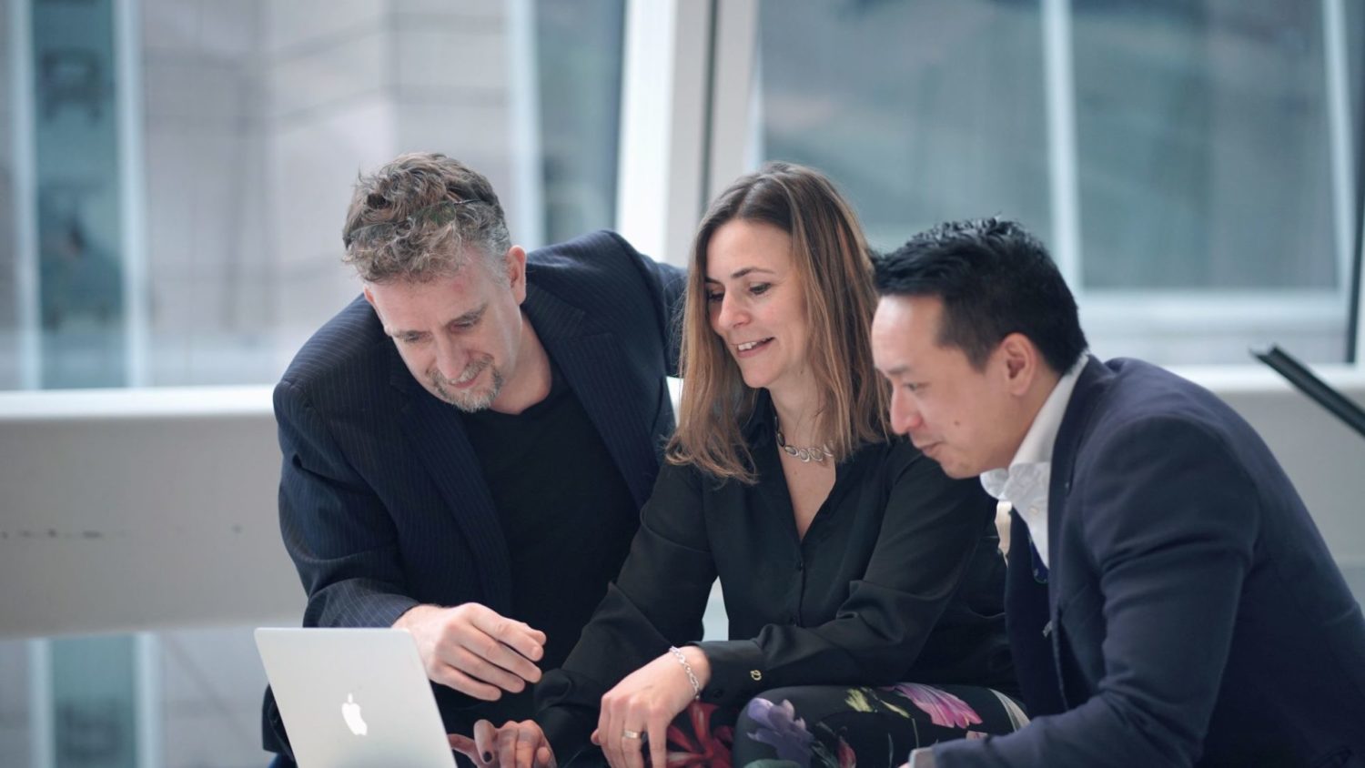 Matthew Groves, Rositsa Jordanova en Hoang Nguyen van Protyon