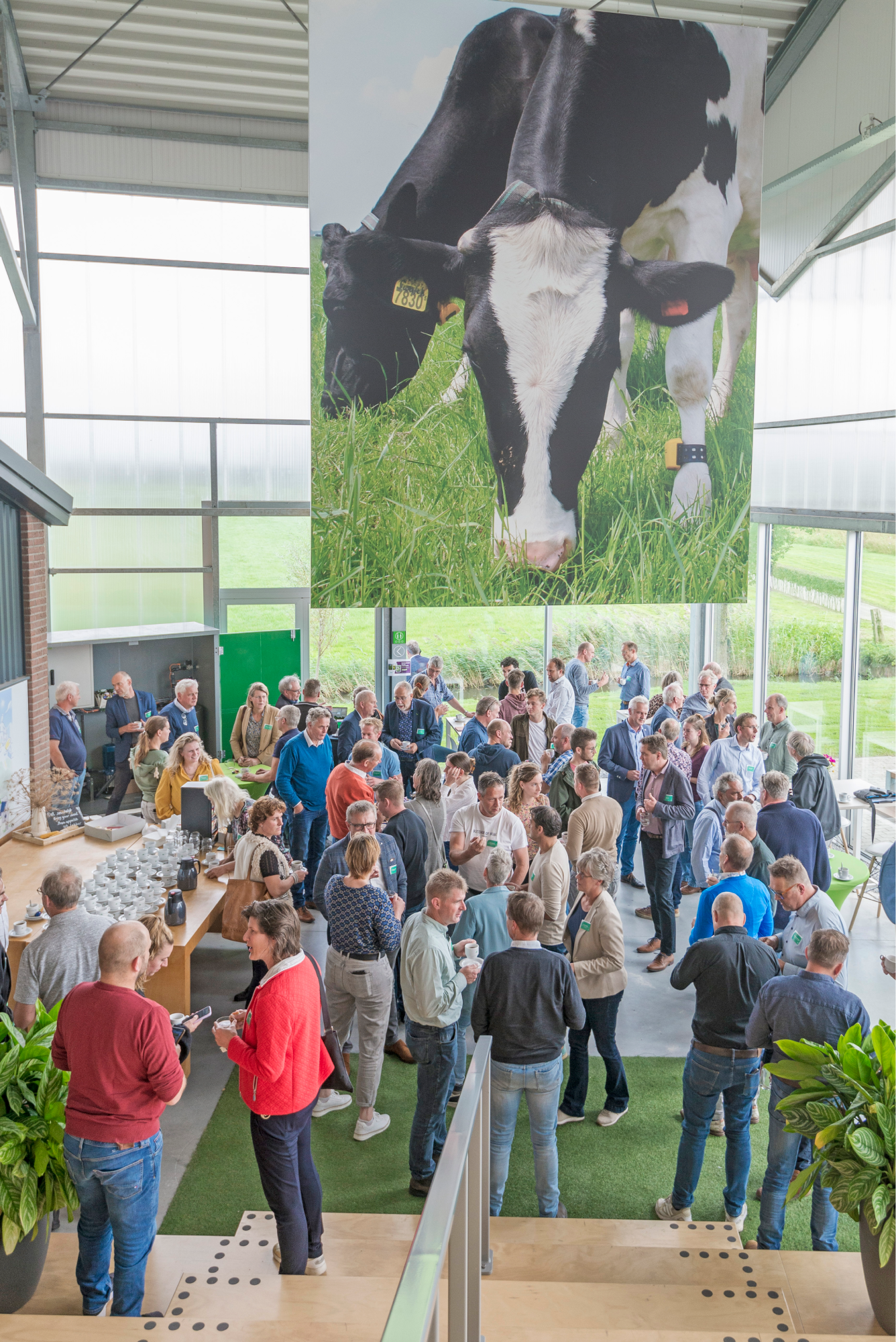 Bezoekers bijeenkomst Dairy Campus op 6 oktober