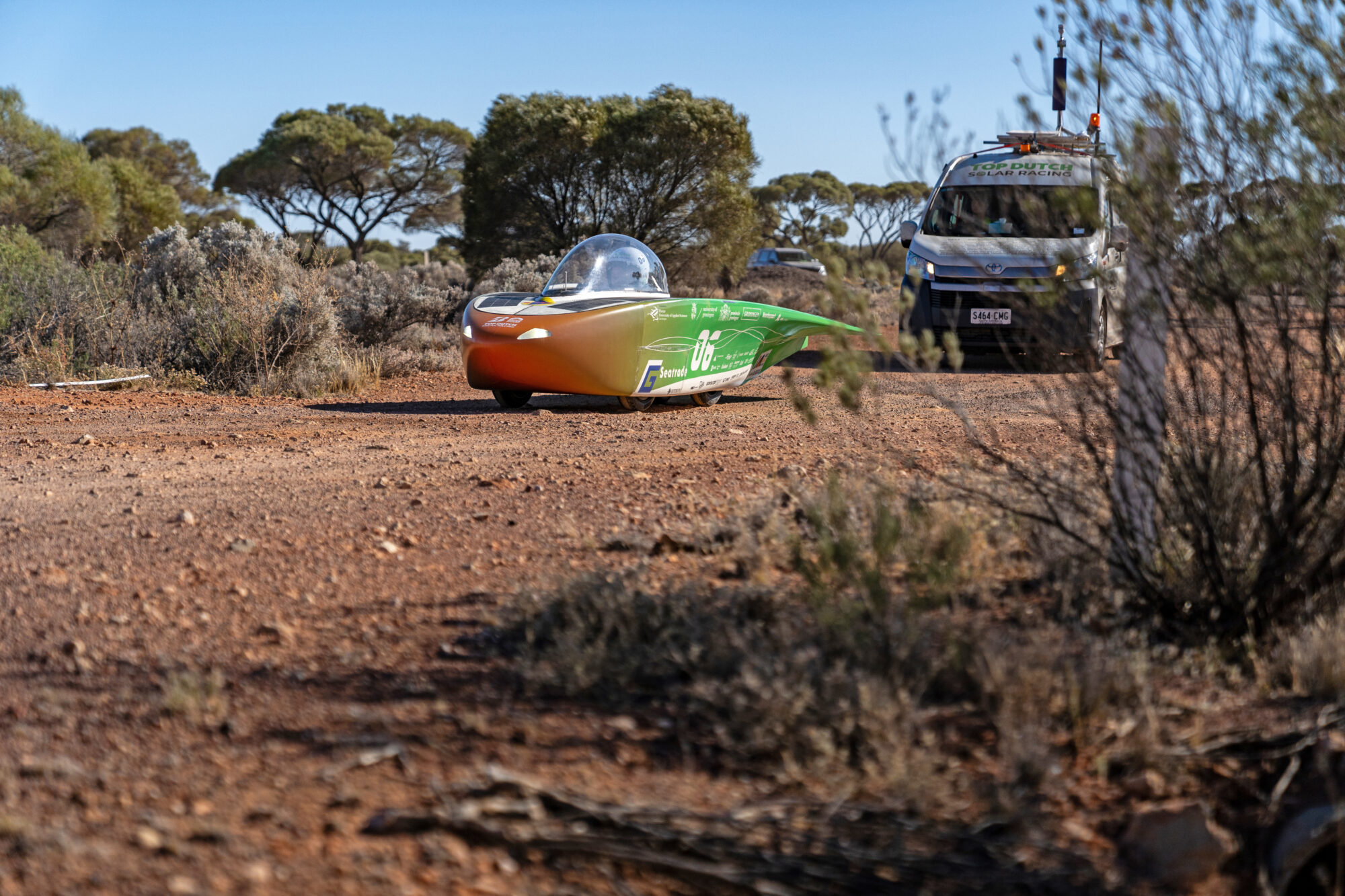 TopDutch Solar Racing team in de woestijn in Australie