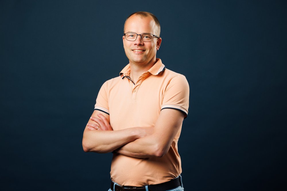 Ronald-0191_compressed_1000px